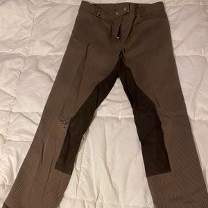 Women’s riding pants breaches